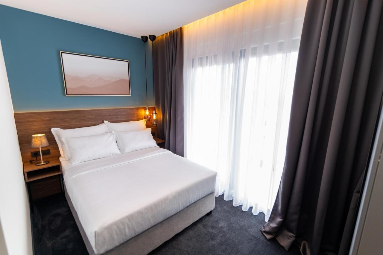 Boutique Rooms 76 Имотски Экстерьер фото